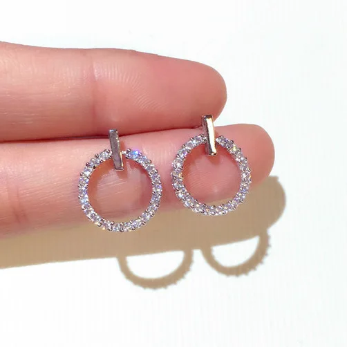 

New Stud Earrings For Women Fashion Super Flash Rhinestone Circle Earrings, Picture shows