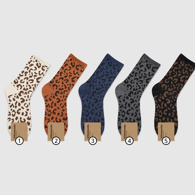 

Custom High Quality Sock Jacquard Embroidery Embroidered Combed Cotton Unisex Leopard Print Socks, Picture shows