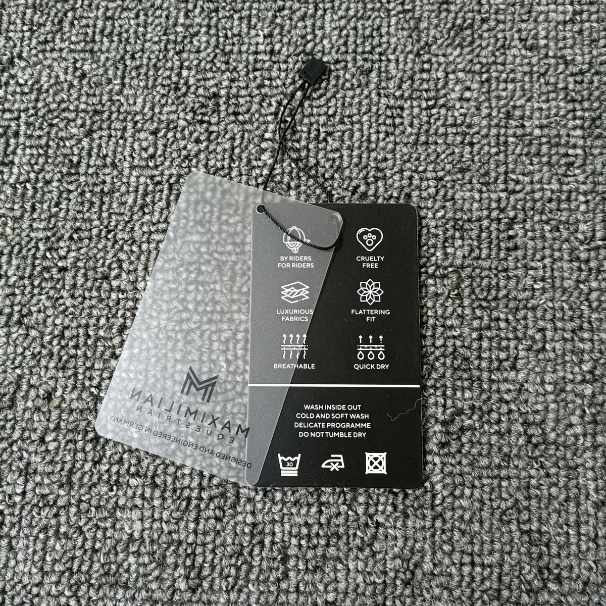 

Factory price custom logo design gold foil spot UV paper swing hang tag for clothing, Customized color