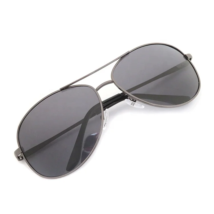 

U-Top fashion metal frame pilot sunglasses retro metal bridge sunglasses for men