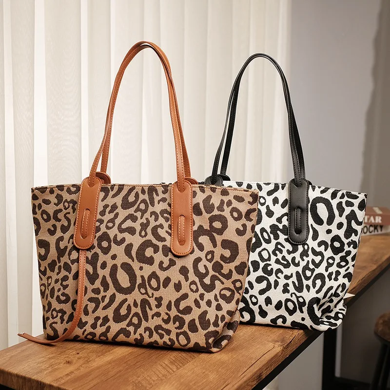 

Nylon tote bags shoulder crossbody bag New fall simple Large capacity Oxford canvas Leopard print tote handbags for women
