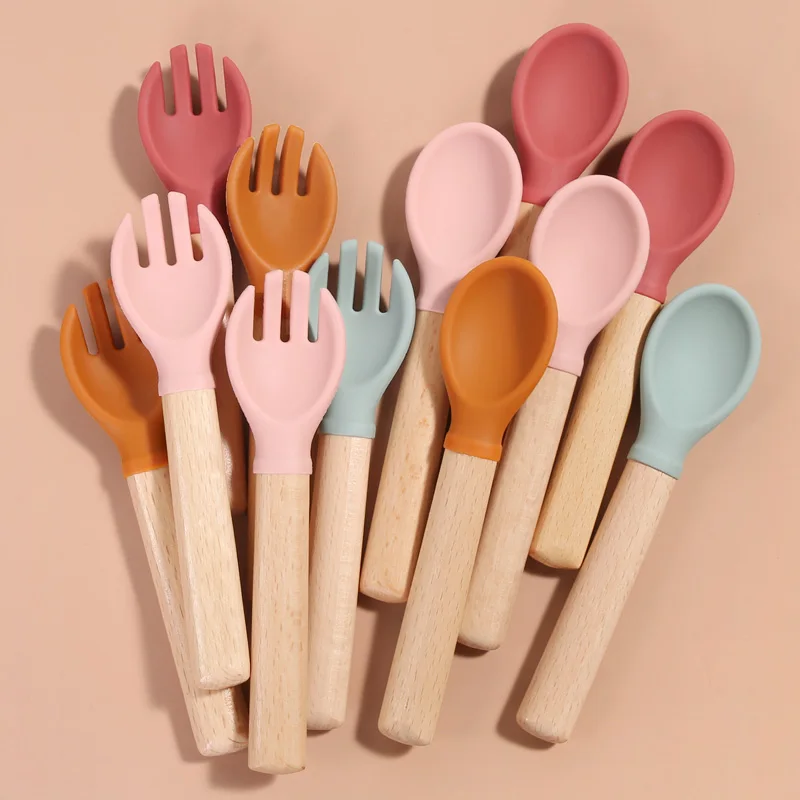 

Hot Sales Easy Grab Baby Spoon Soft Tip Baby Plates Fork Silicone Spoon Set, Quarlz pink,cold blue, apple green