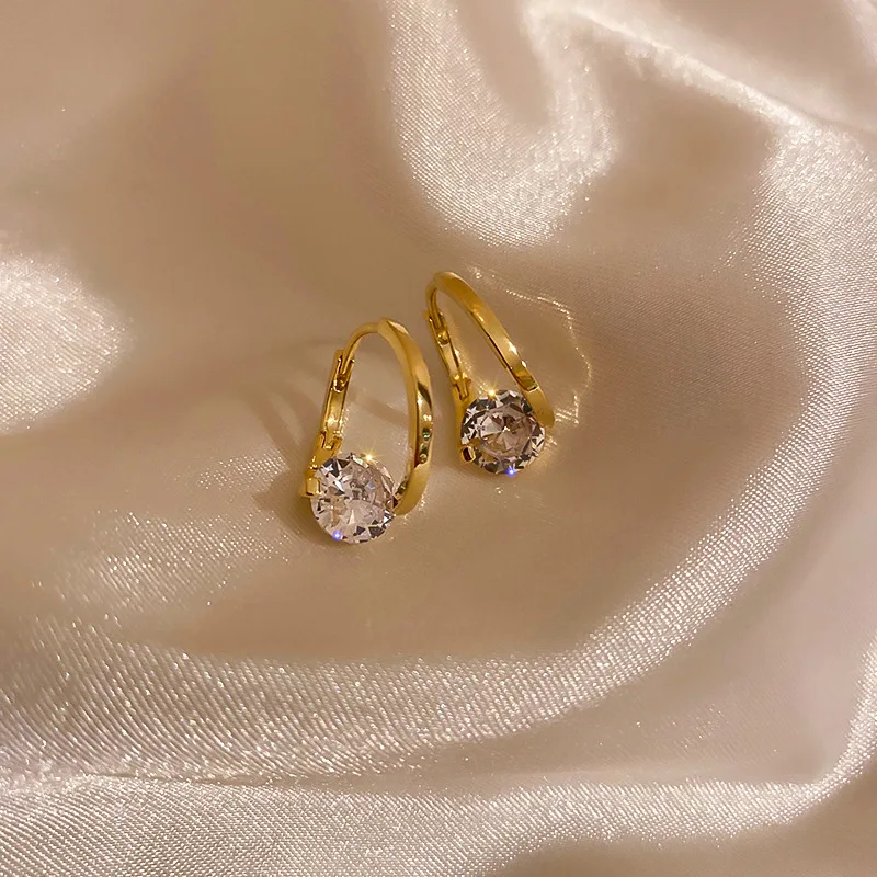 

fashion trendy stud crystal earrings