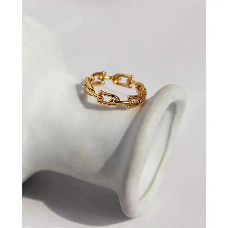 

Size 7 18K Gold Plated U Shape Linked Chain Rings Horseshoe Hollow Geometric Rings for Women Brass Anillos Minimalist Jewelry