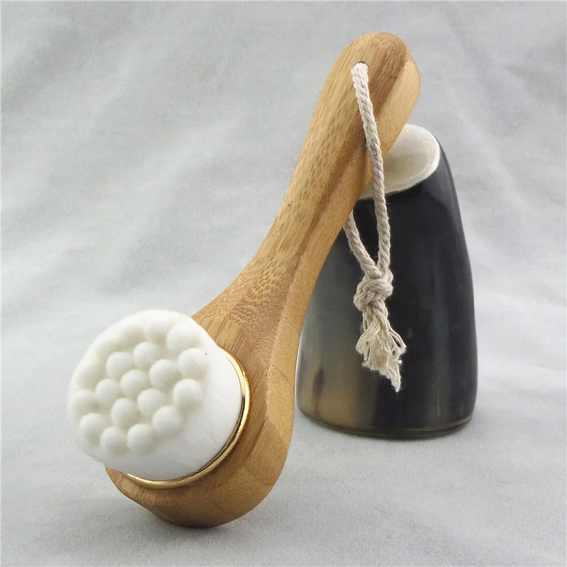 

OEM ODM Eco-Friendly Bamboo Long Handle Facial Cleansing Brush Remove Black Head Deep Cleaning Brush Facial Brush