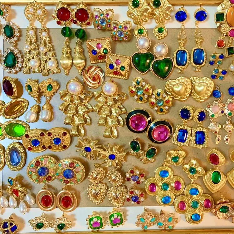

SC Medieval Vintage Gold Geometric Relief Statement Earrings Women Banquet Luxury Insert Colored Pearl Diamond Gemstone Earrings