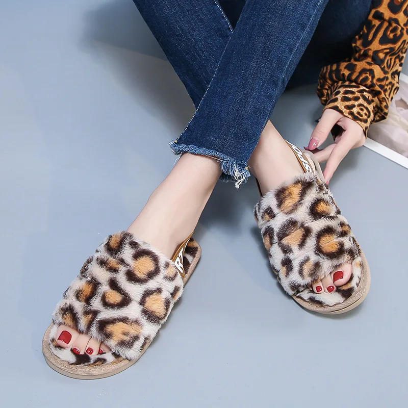 
Wholesale High Quality Sexy Leopard Fur Sandals Slides With Matching Bag Warm Furry Ladies Sandals Slides Footwear Custom Logo  (1600145375591)