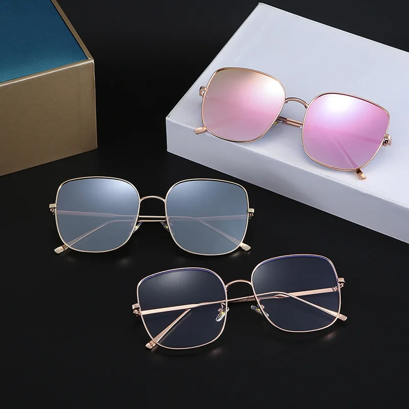 

2021 Fashion Newest Square Oversized Big Rectangle Metal Frame Shades Gradient Pink Lens Custom Women Sunglasses, Custom colors