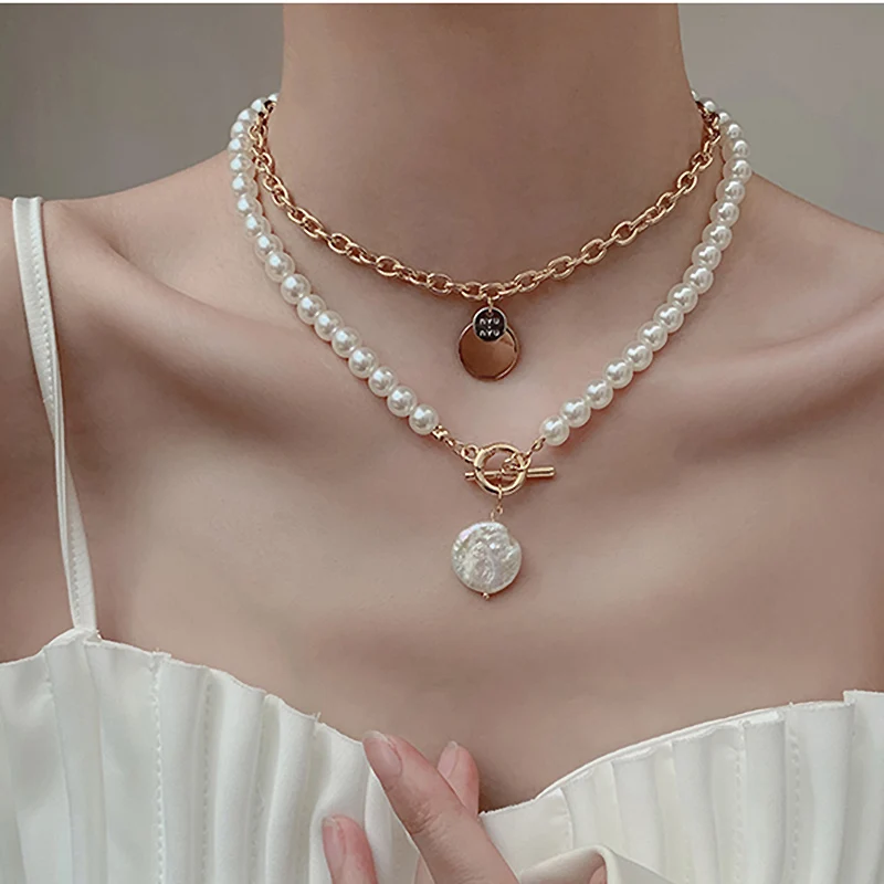 

Light luxury niche artificial pearl necklace female personality design sense temperament Korean version of the double-layer simp