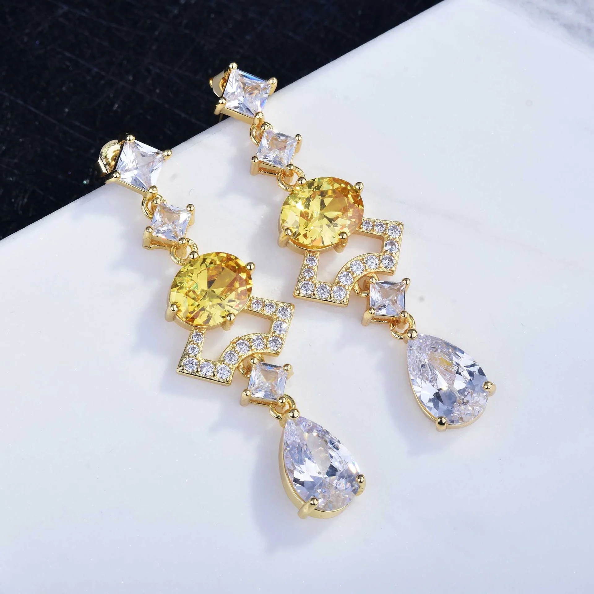 

Wedding Jewelry Yellow Zircon Crystal Earrings For Women Water Drop Zircon Elegant Long Dangle Earrings, Picture shows