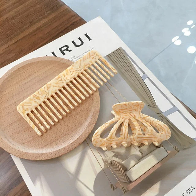 

BEAU FLY French Style Detangle Acetic Acid Hair Comb Cellulose Cushion Comb and Hair Claw Clip Set, As pictures, accept customized