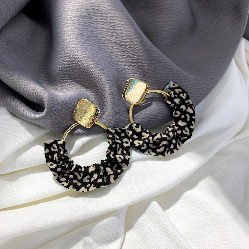 

fashion trendy vintage women fabric earrings black