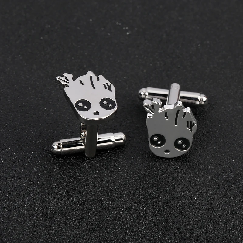 

Creative Fashion super hero Badge Cufflinks For Men Shirt Clothing Accessories Film Peripherals Products silver color