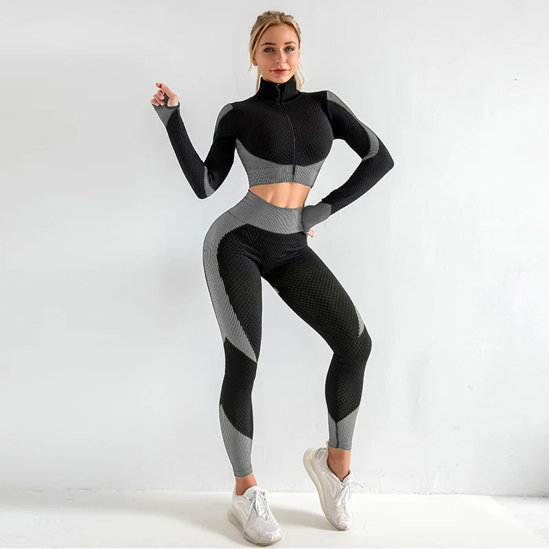 

Large size seamless yoga wear suit women's autumn and winter new knitted hip-lifting elastic fitness three-piece suit