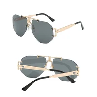 

2020 New Colorful Designer Sunglasses Women Outdoor Anti-Uv Metal Sunglasses