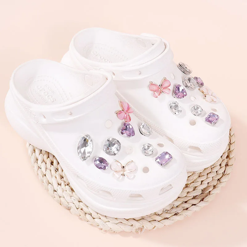 

Wholesale High Qualityrhinestone decorations for shoes, Multicolor