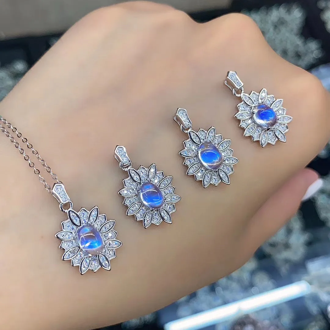 

Luxurious Wedding Jewelry in Silver Rainbow Blue Moonstone Pendant/silver jewelry 925 sterling moonstone/Engagement Jewelry