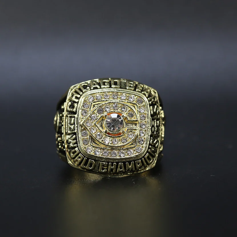 

The 20th NFL SuperBowl 1985 NFL Chicago Cubs CC champion ring