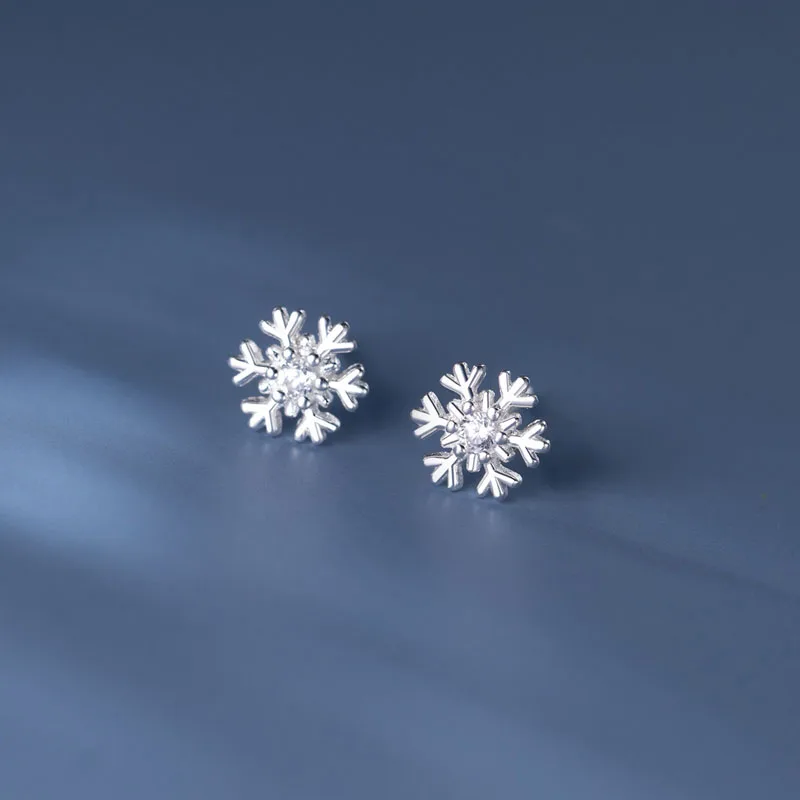 S925 Sterling Silver Fashion Cubic Zirconia Snowflake  Stud Earrings for Women Christmas Gifts