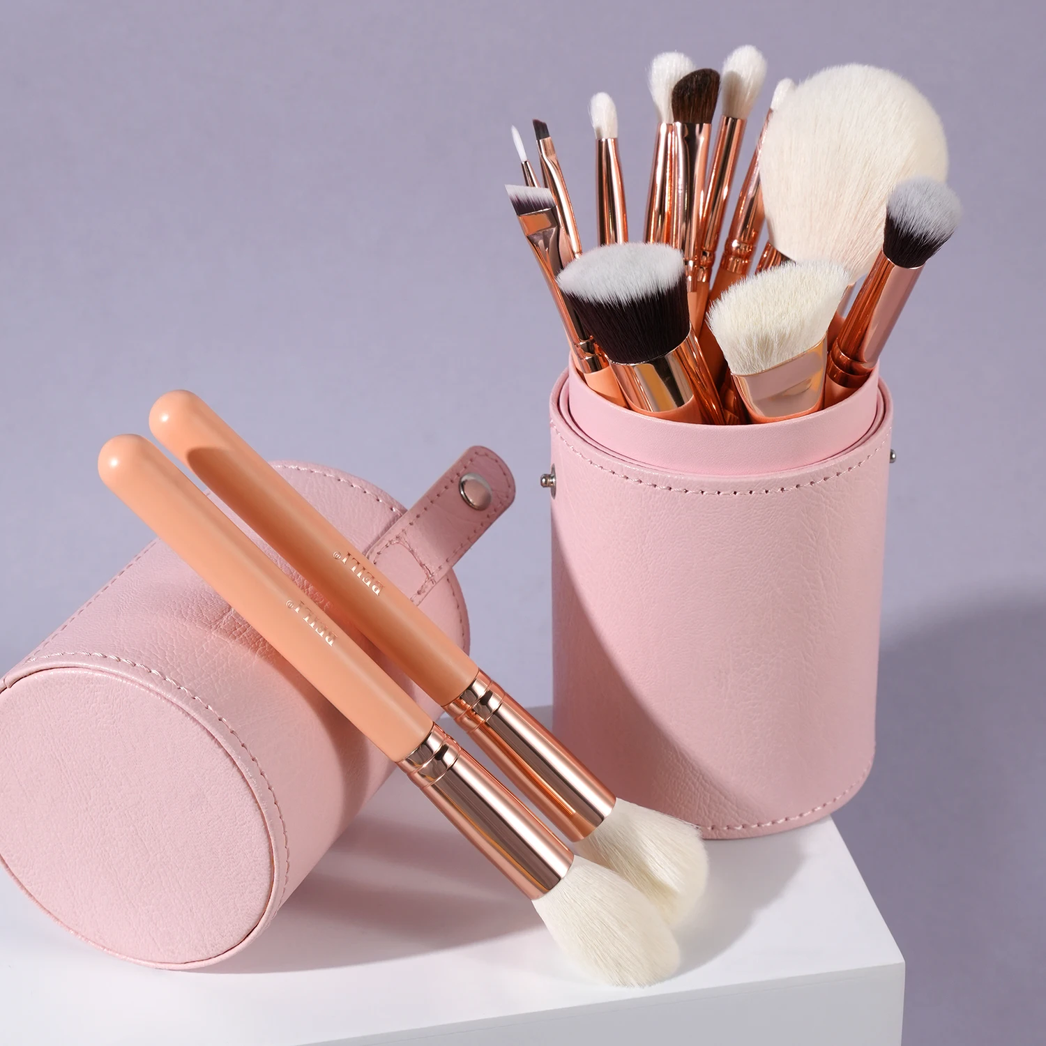 For Wholesale 15pcs Professional pink Face Makeup Brushes Soft Natural Hair Gold Aluminum Tube Custom Wood Handle Makeup Brush