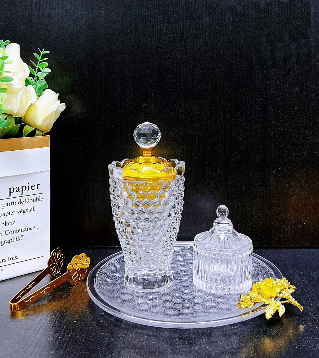 

QIAN HU 2022 New Arrived Luxury Arabic Crystal Glass Incense Burner Holder Home Decoration, White+gold