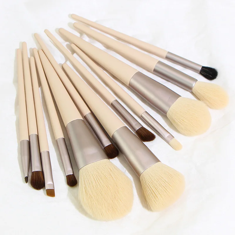

12 makeup brushes Morandi Animal Hair Eyeshadow Brush Corn Silk Loose Powder Blush Loose Powder Beauty Tool