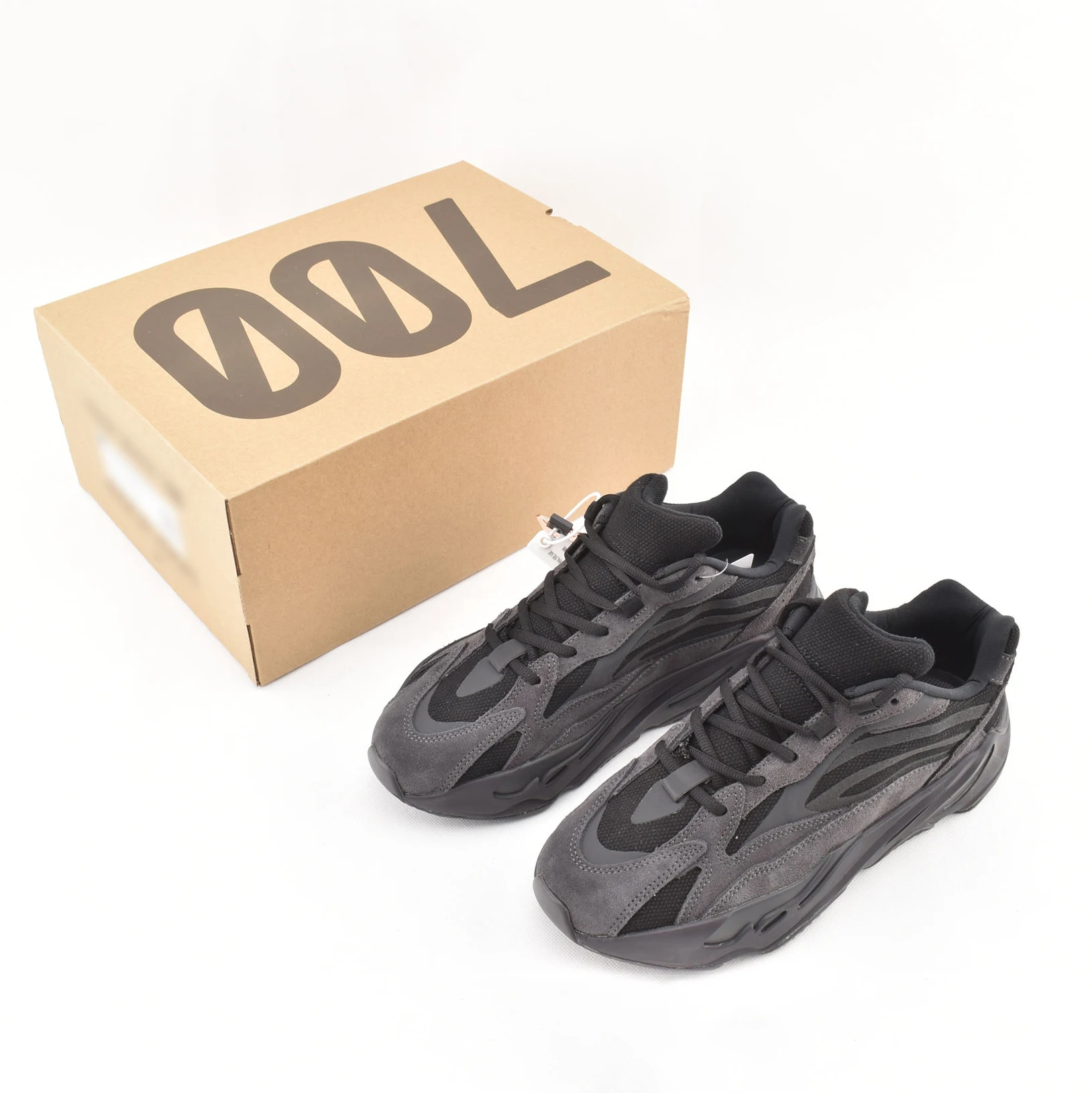 

Free Shipping Original Yeezy 700 V2 Casual Sport Shoes Sneakers Running Putian Shoes Original Logo Boxes Size Us 4-11