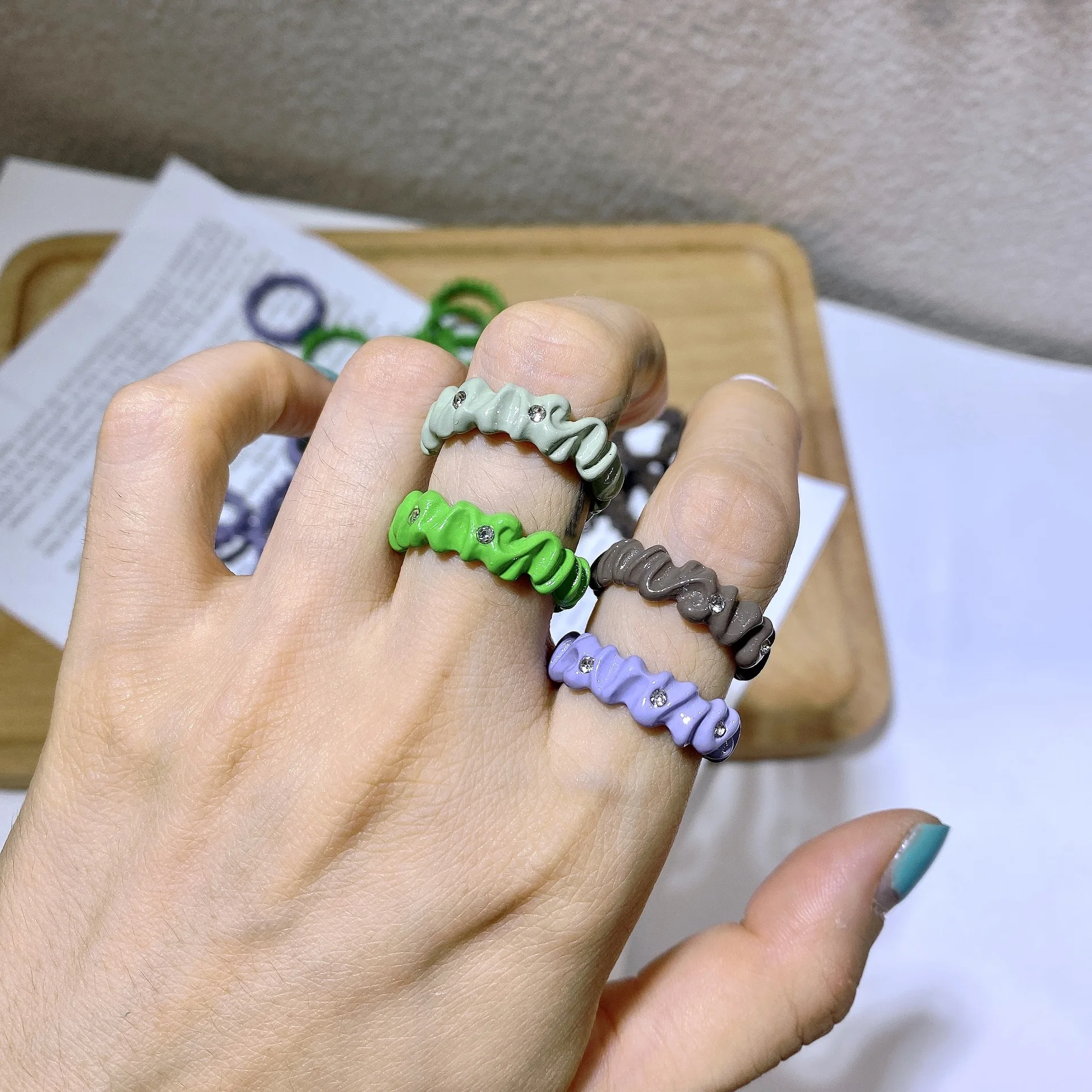 

OUYE Retro fashion twist alloy ring fashion item summer candy color index finger ring couple ring wholesale, Colorful