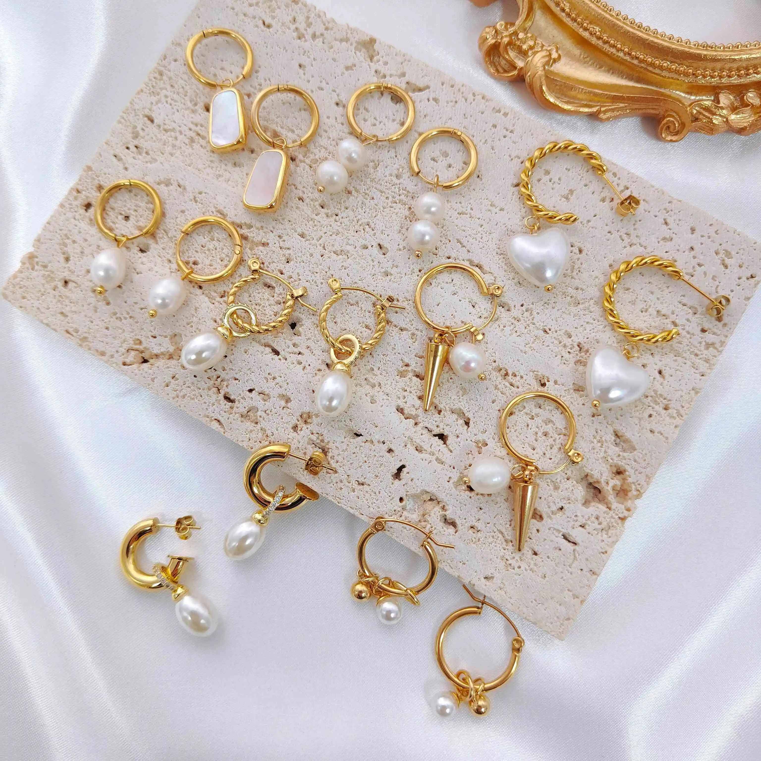 

MARONEW Freshwater Fashion Baroque Hypoallergenic Vintage Stainless Steel 18K Gold Plated Pearl Drop Huggie Earrings Women