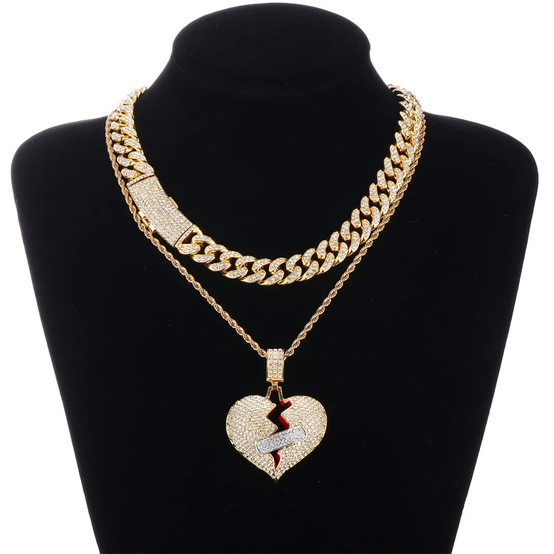 

Hip hop Fashion Fine Jewelry Hip Hop Iced Out VVS Moissanite Broken Heart Pendant Silver 925 Bandage Heart Charm Pendant