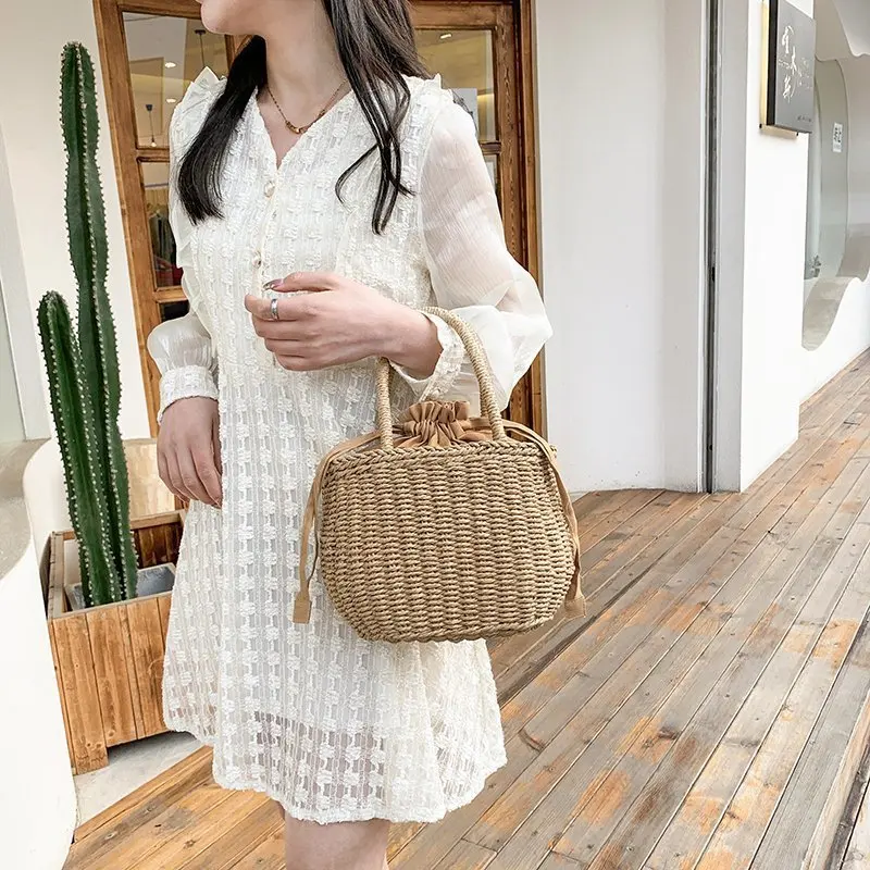 

Spring and summer new woven female bag net beach straw picnic woven handbag