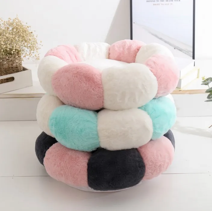 

Comfortable Pet Accessories Original Fluffy Shag House Nest Washable Durable Round Plush Luxury Pet Round Beds Donut Dog Bed