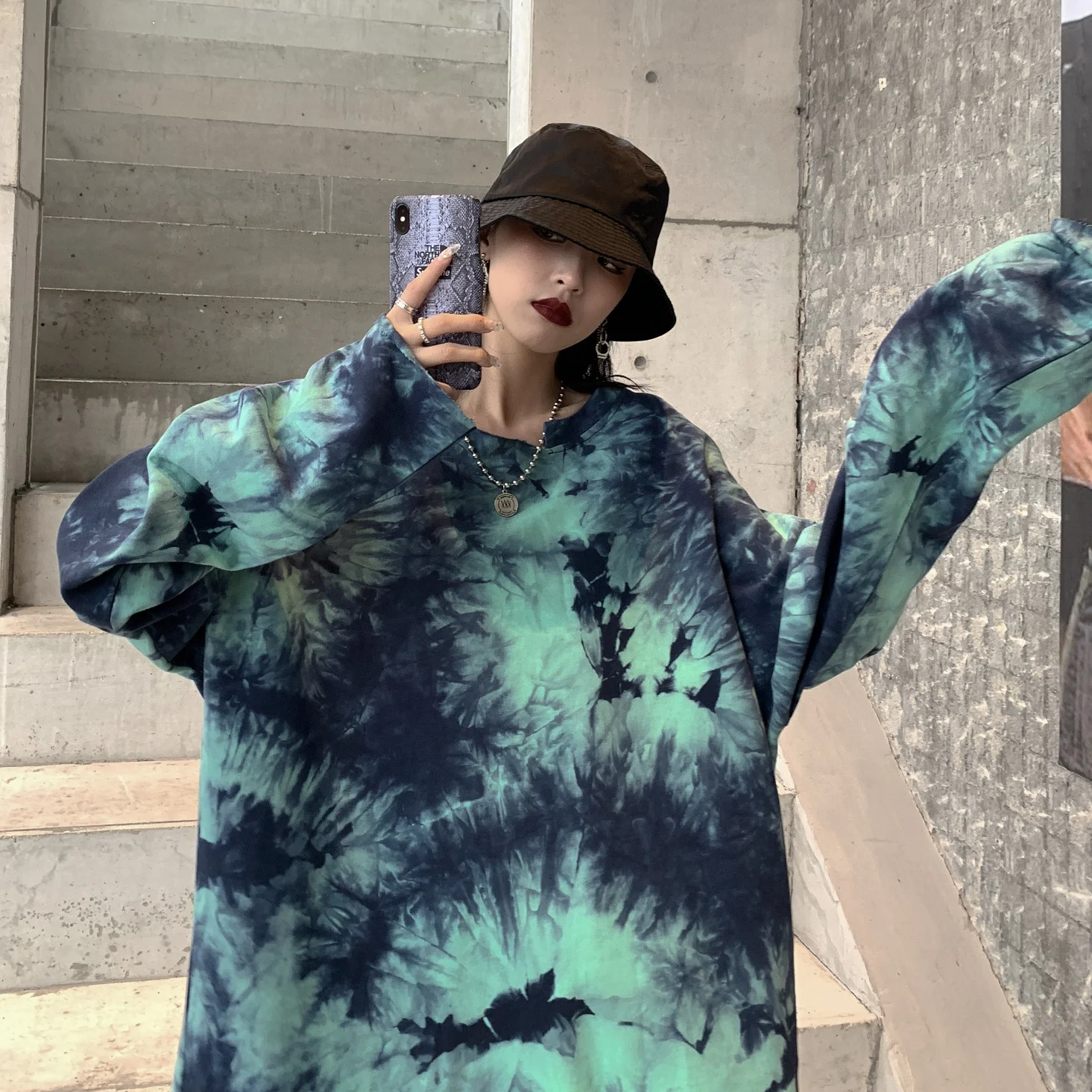 

Drop Shoulder Long Sleeve Tie Dye T shirts Women