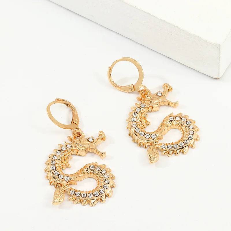 

Fashionable Hot Sale Punk Dragon Stud Earrings Unique Metal Diamond Dragon Earrings Gold Jewelry For Women