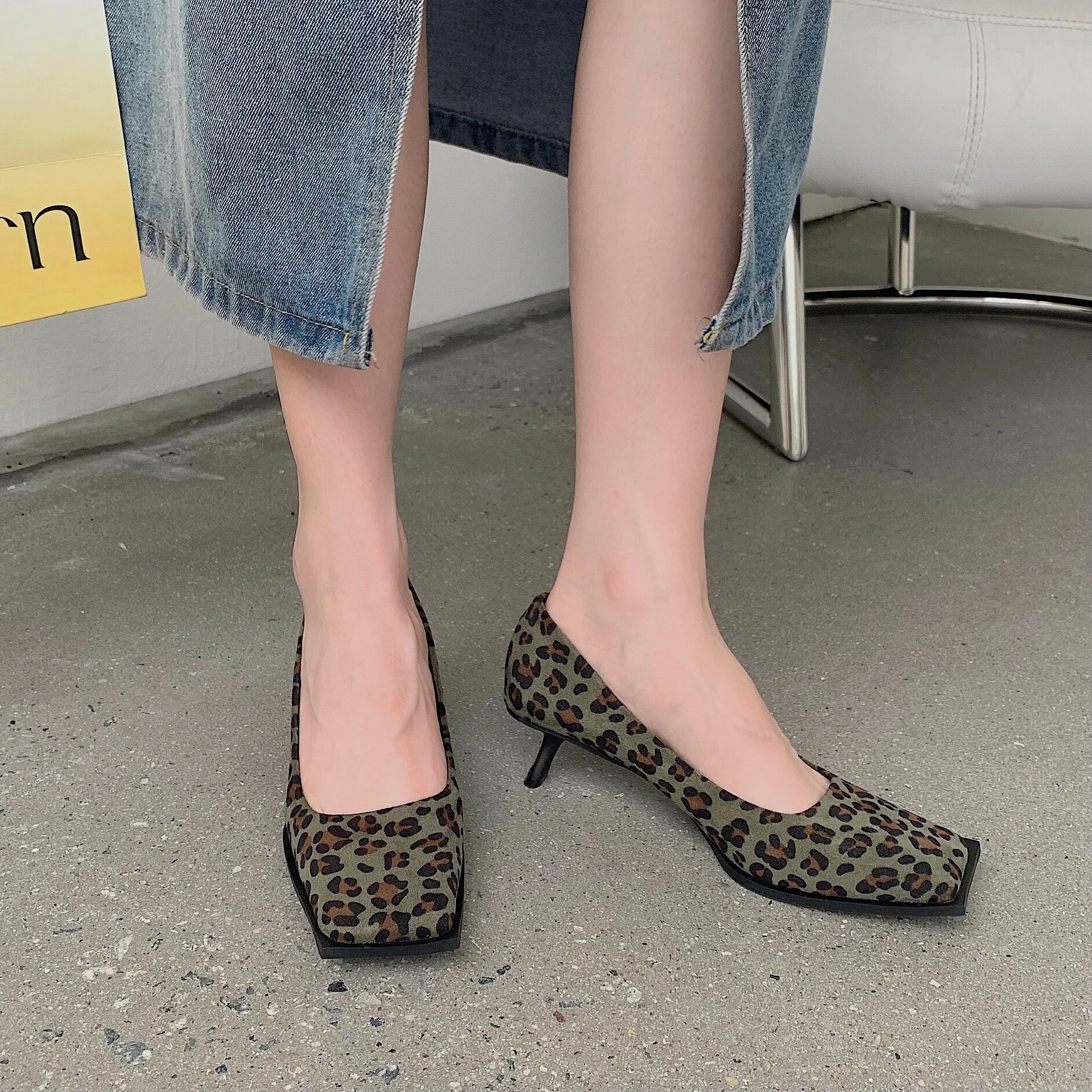 

New arrival shallow mouth med-heeled women plaid shoes cotton fabric slip on square toe female pumps daily wear footwear