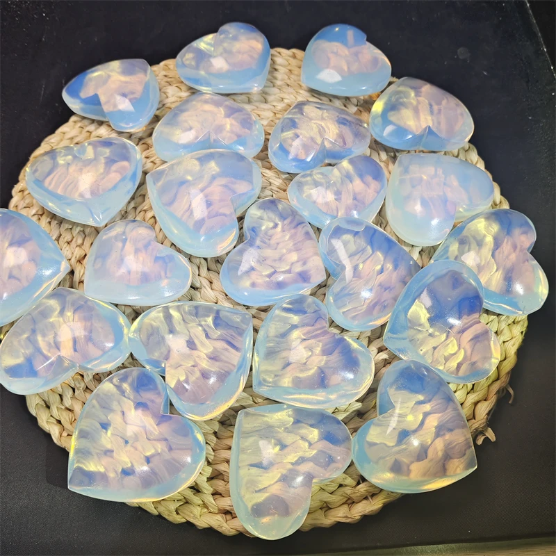 Wholesale Crystals Heart Carving Handmade Opalite Heart Healing Stones for Sale