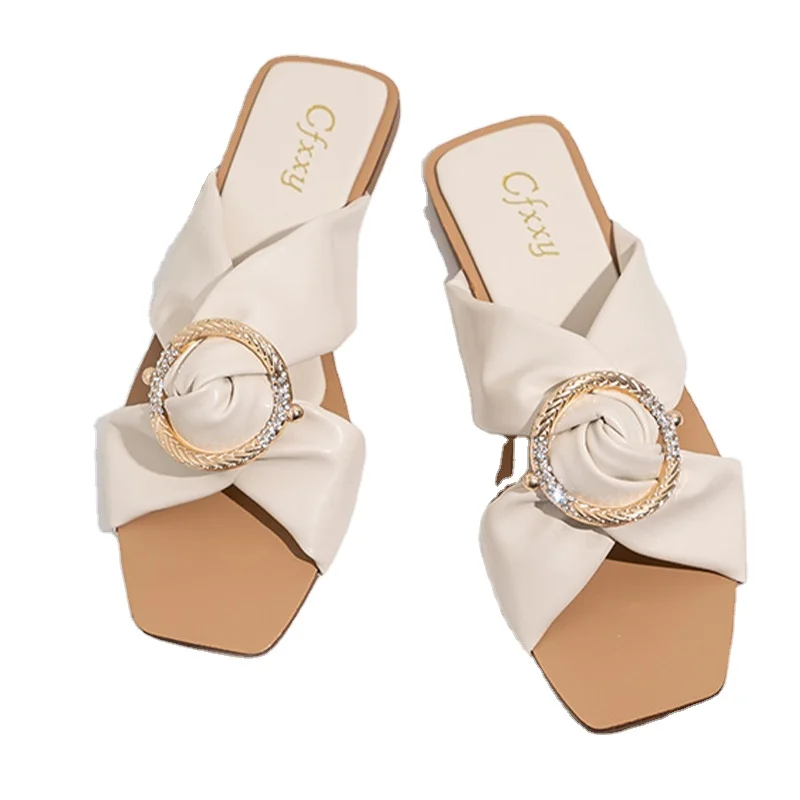 

2021New type soft ladies sandals durable girls fashion slippers