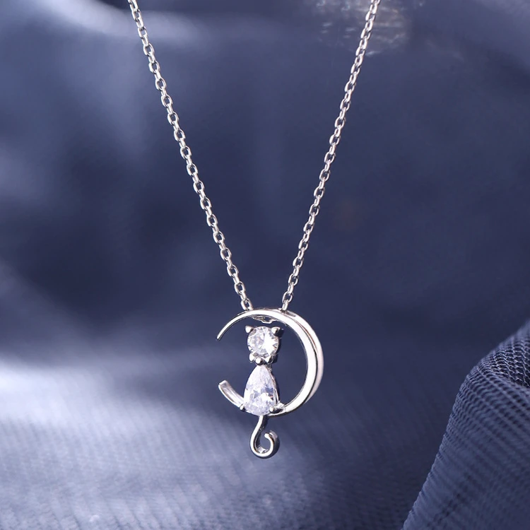 

925 Sterling Silver Moon Cat Necklace with Sweet Zircon Pendant Collarbone Chain Necklace for Women Jewelry Gifts