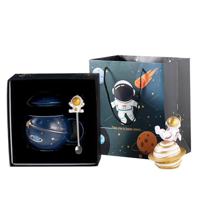 

Amazon Hot Sale Astronaut Planet Porcelain Mug Cartoon Ceramic Cup Drinking Coffee Mug With Lid Spoon