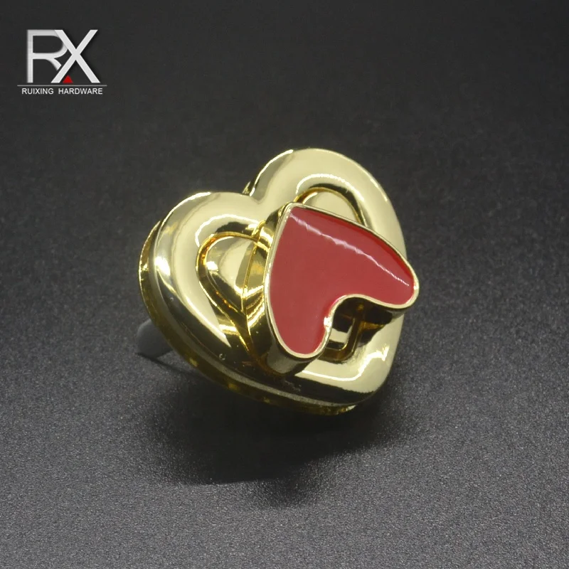 

Custom Metal zinc alloy decorative lock bag Hardware accessories red glue heart shape turn lock swivel love lock for handbag