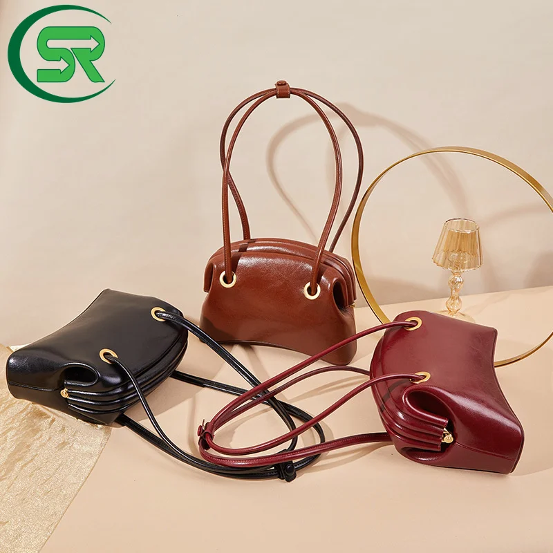 

Genuine luxury leather vintage handbag straddle shoulder bag genuine leather clutch chain messenger bag.