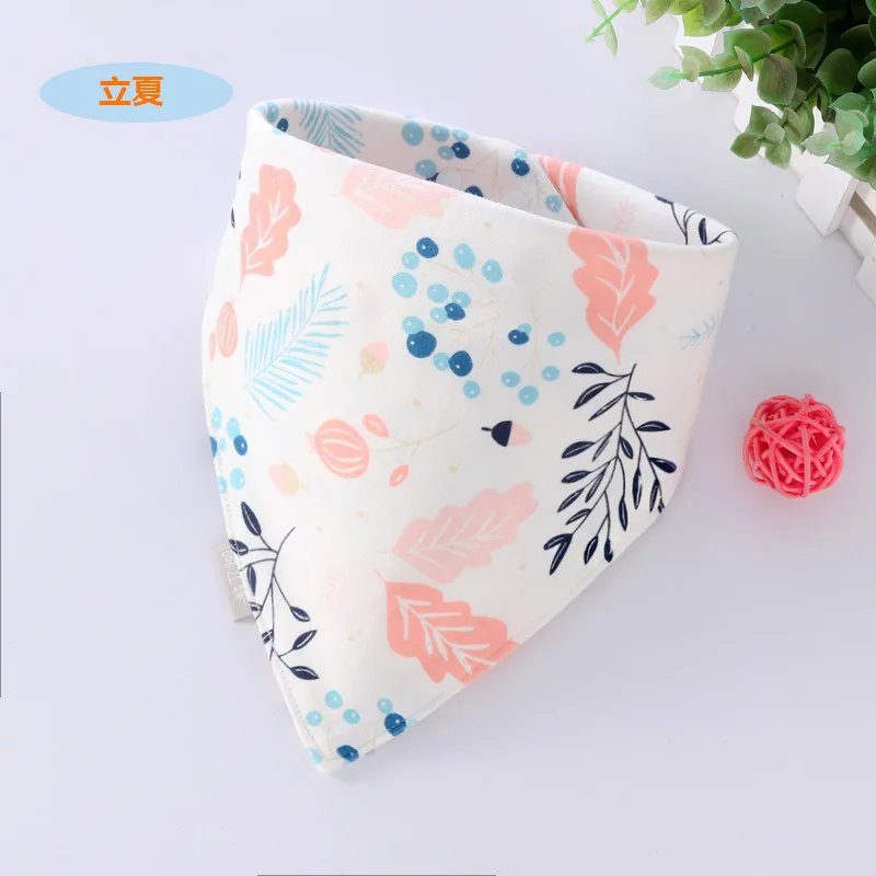 

Baby triangle scarf children cartoon bib eating pocket baby saliva towel