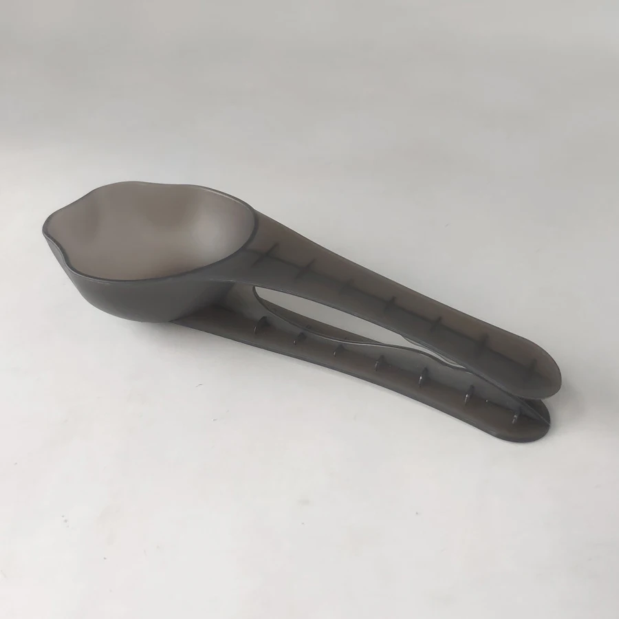 dog food scoop