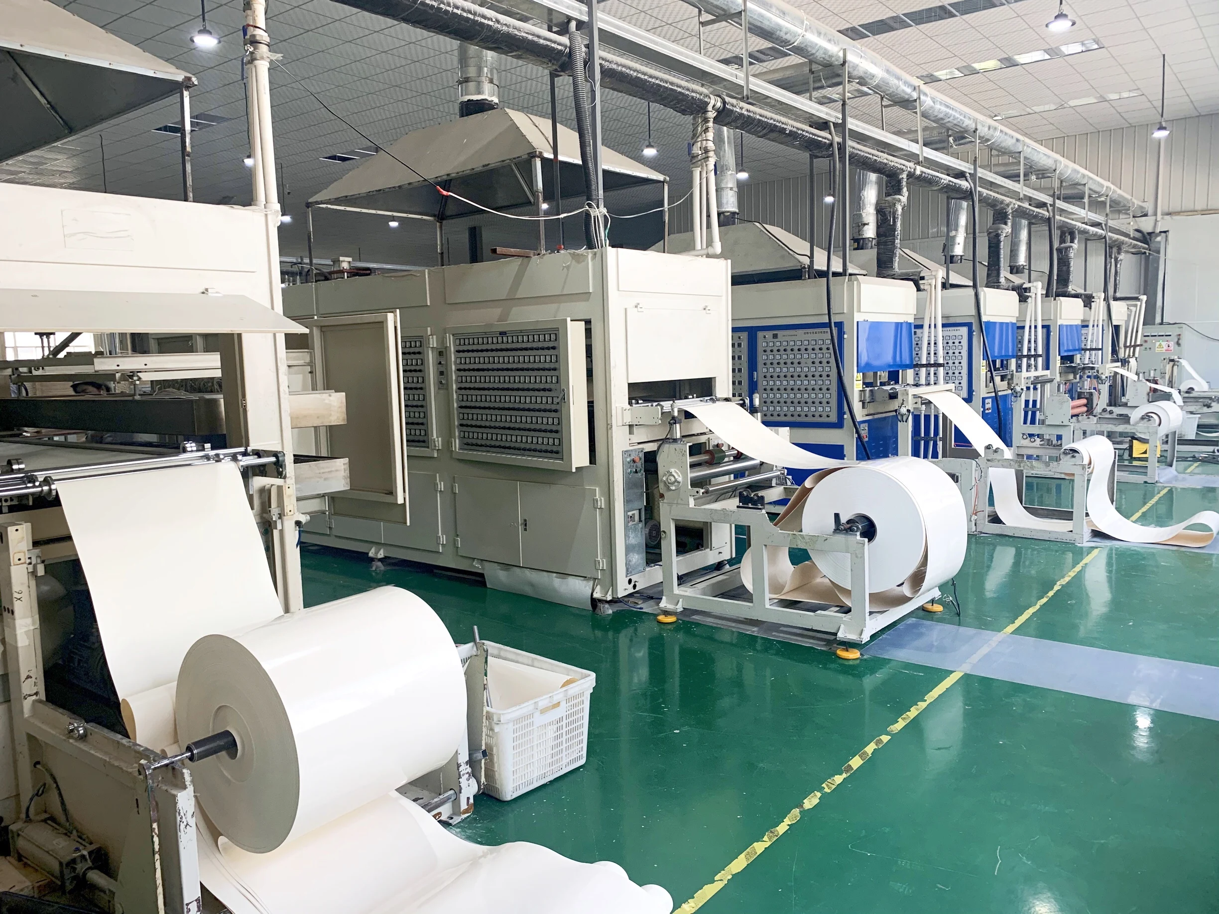 Ps Material Plastic 5ml 15g 25g 27.5g 30g Bay Powder Bottle With Sifter