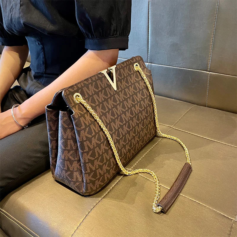 

2021 classic chains evening bags fashion elegant pvc designer luxury handbag luxury durable leather ladies women hand bags