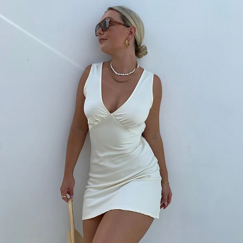 

FS3892A New Streetwear Outfits Women Backless Dresses 2021 Summer Ladies Dress