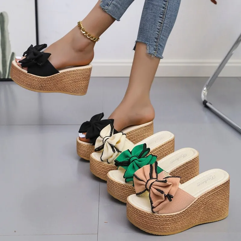 

Wholesale New 2022 Summer flat Fashion ladies outdoors slippers Bow decoration Upper Casual cute sandals for women Thick bottom