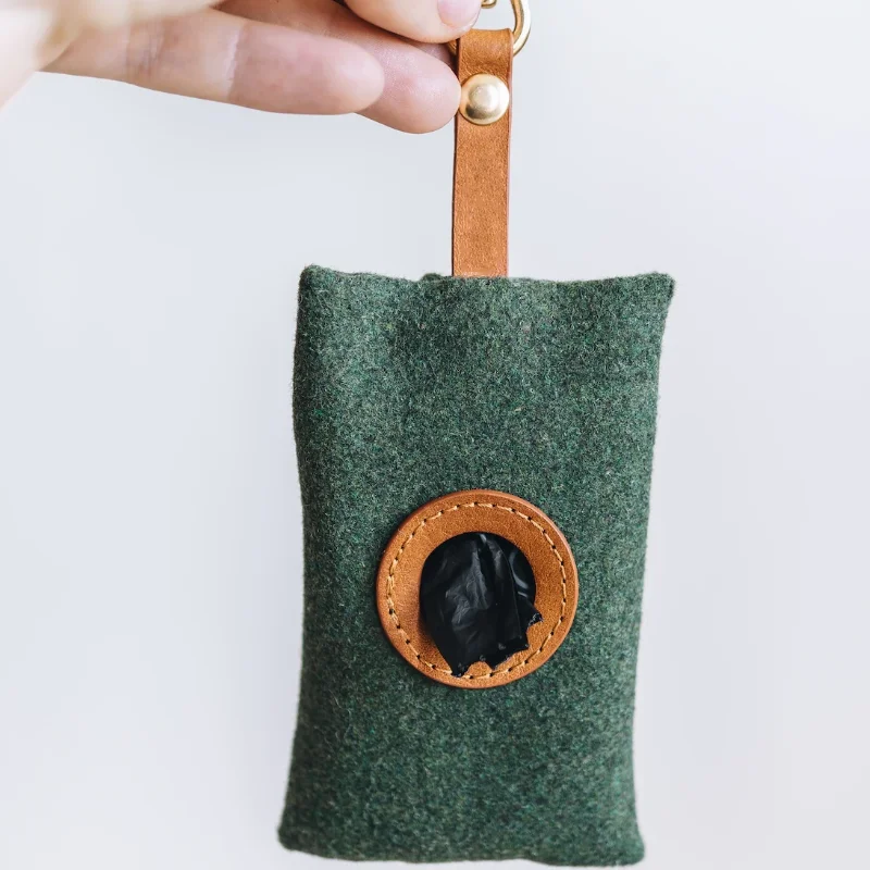 

High-quality Wool Mix Fabric Pet Poop Bag Dispenser Leather Dog Waste Holder Portable Pets Poop Bag Holder, Grey,dark green,pink,black,dark blue & custom
