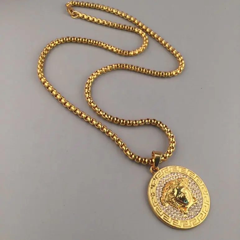 

Trendy Portrait Pendant Necklace Personality alloy yellow necklace Fashion Personality Avatar Pendant Necklace, Golden