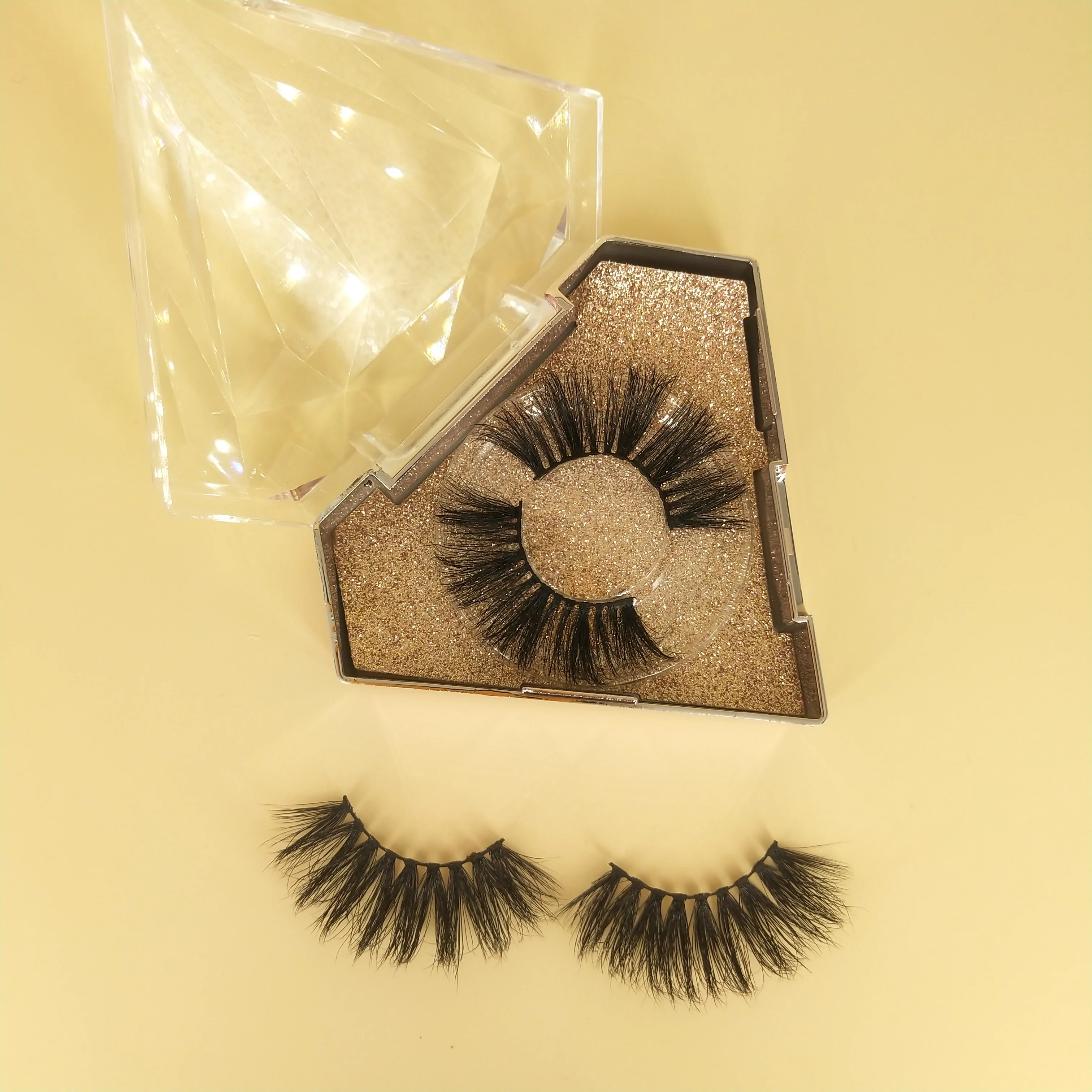 

Lashes Cases Wholesale Vendor 25MM With Butterfly Eyelash Packaging Box